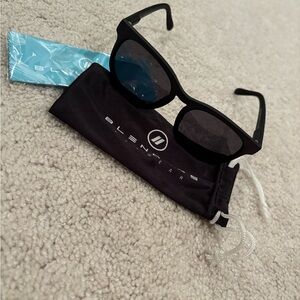 Blenders Eyewear Classic Black Sunglasses